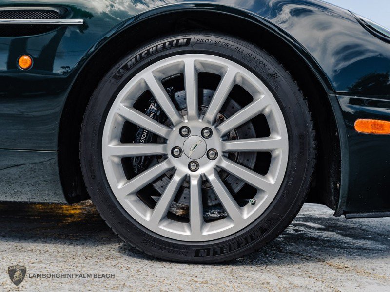 Used 2003 Aston Martin Vanquish RWD image 47