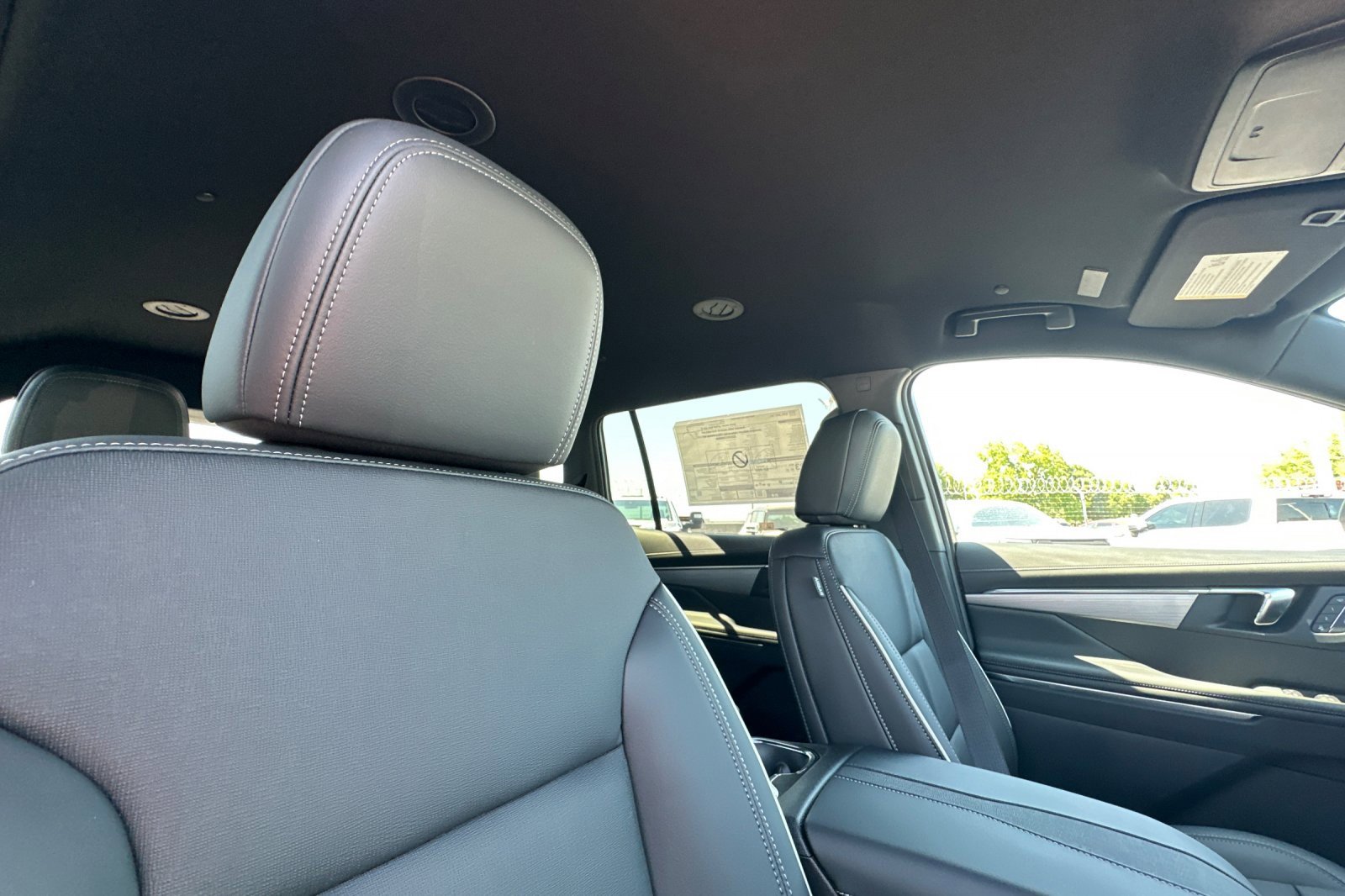 New 2025 Buick Enclave Preferred w/ Power Package image 15