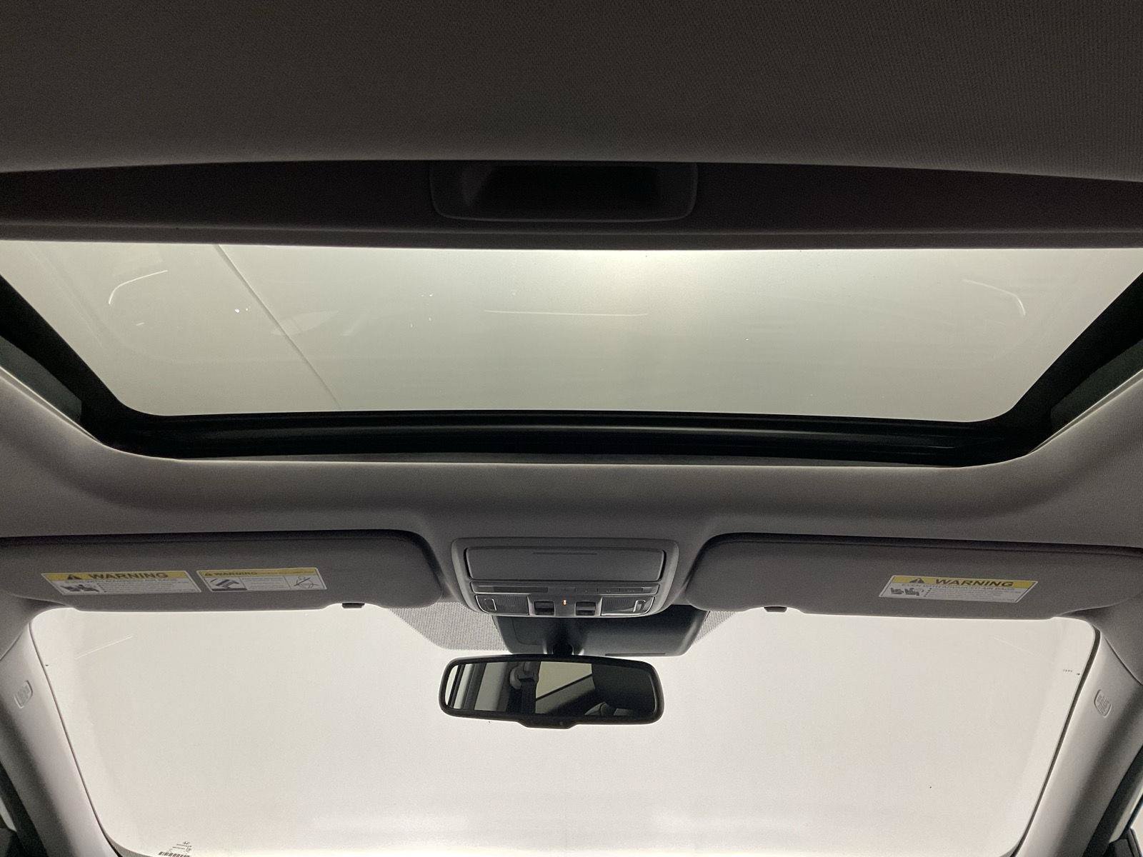 Used 2020 Honda CR-V Touring image 27