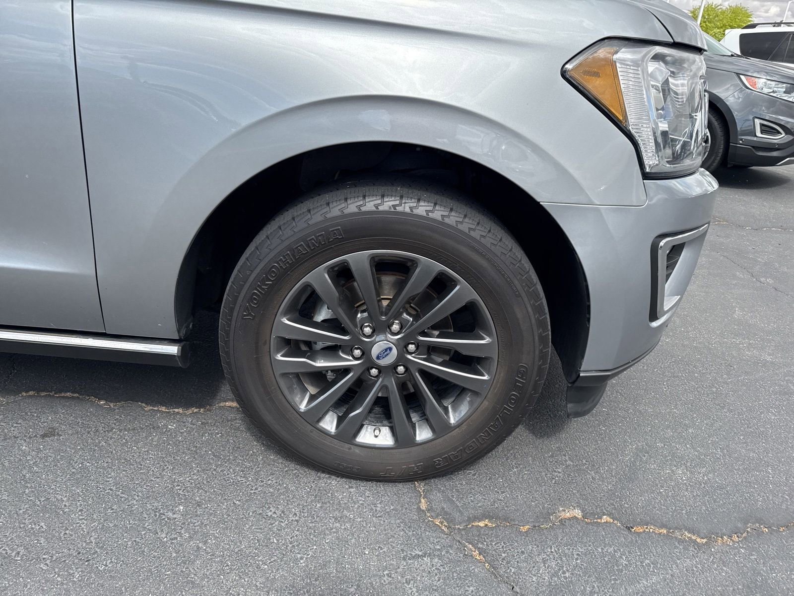 Used 2020 Ford Expedition Limited image 21