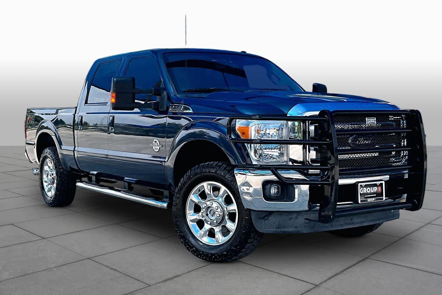 Used 2016 Ford F250 Lariat w/ Lariat Ultimate Package AWD/4WD image 3