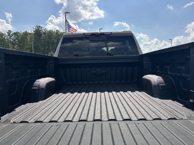 New 2026 Chevrolet Silverado 1500 High Country w/ Technology Package AWD/4WD image 18