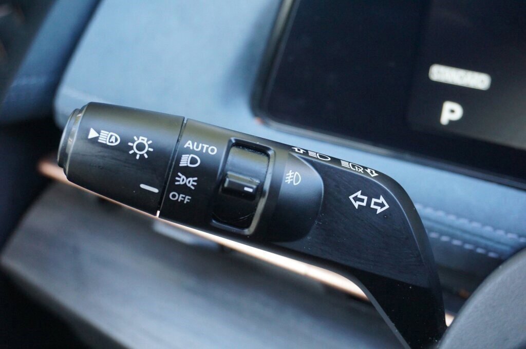 Certified 2024 Nissan Ariya PLATINUM+ e-4ORCE image 22