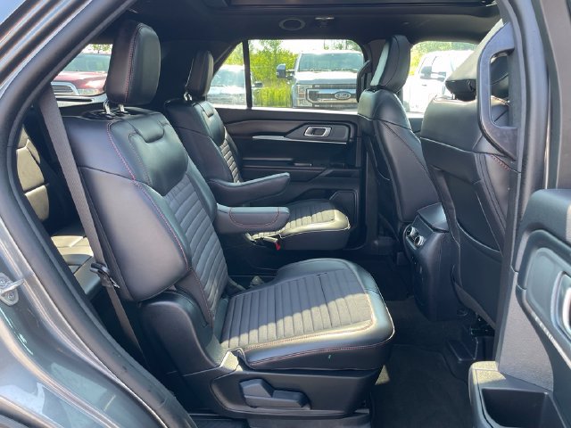 Used 2026 Ford Explorer ST-Line AWD/4WD image 31