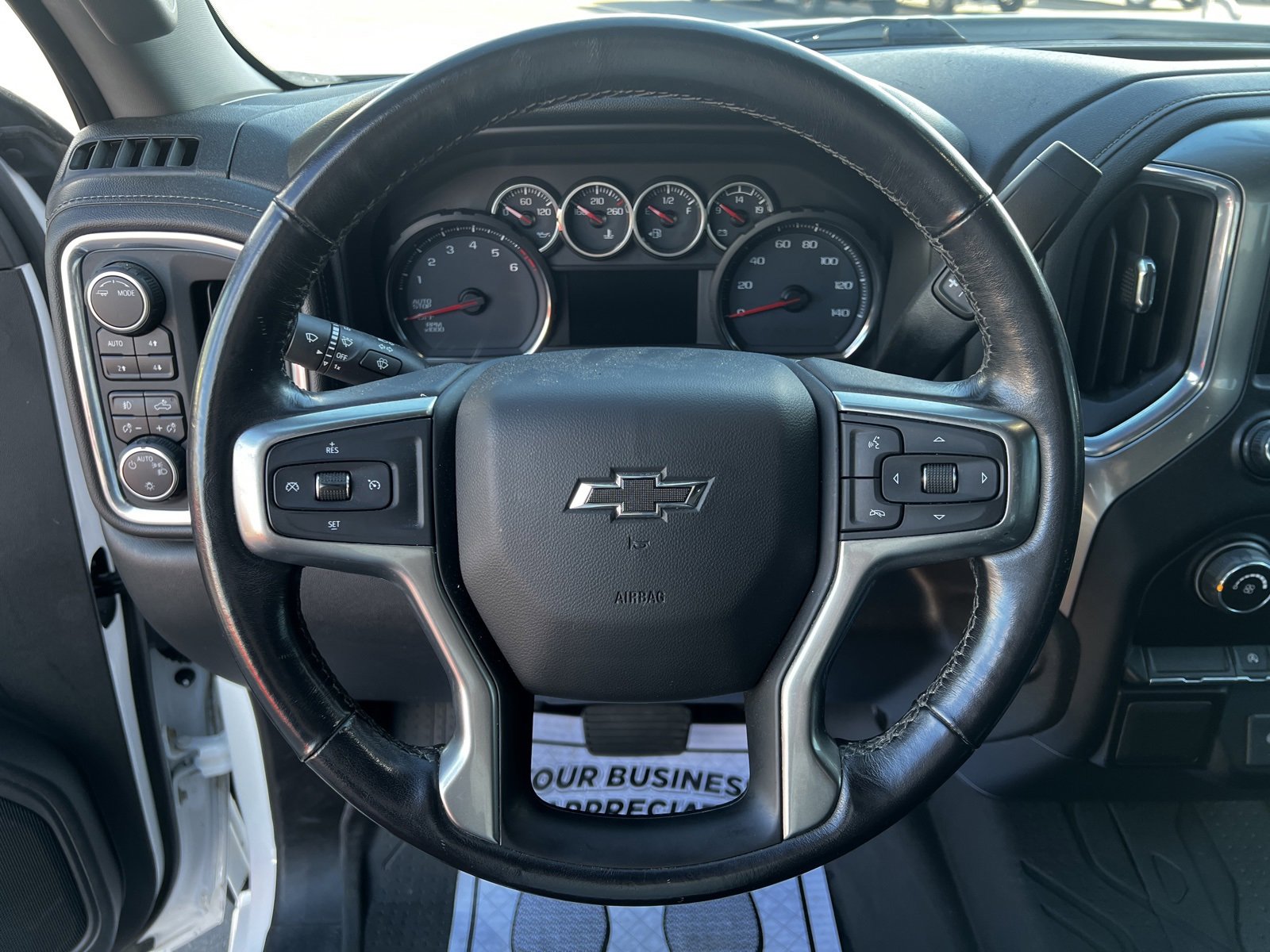 Used 2020 Chevrolet Silverado 1500 LT Trail Boss image 14