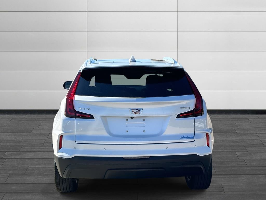 Certified 2024 Cadillac XT4 Luxury w/ Cold Weather Package image 4