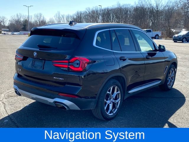 Used 2024 BMW X3 xDrive30i AWD/4WD image 3