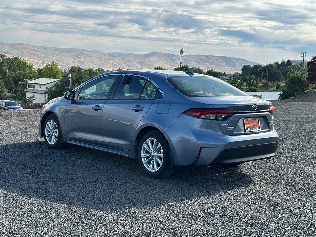 Certified 2024 Toyota Corolla XLE FWD image 4