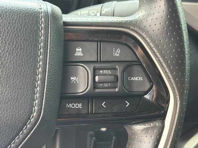 Used 2022 Toyota Tundra SR5 w/ SR5 Convenience Package AWD/4WD image 27