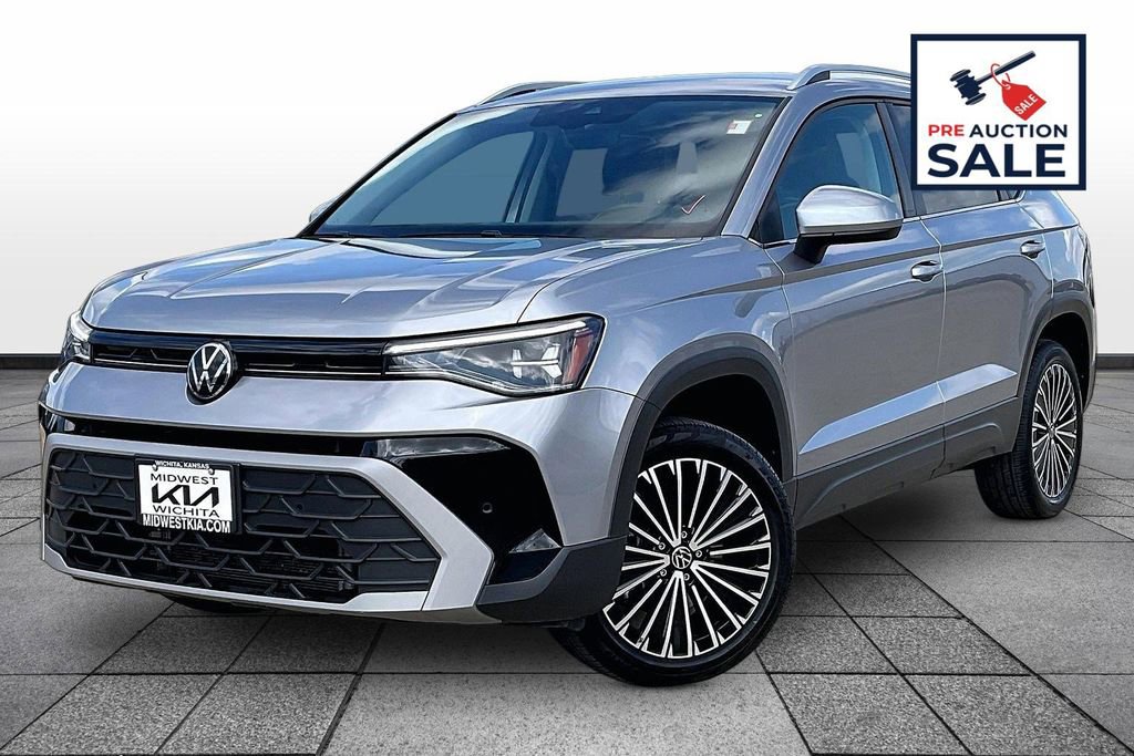 Used 2025 Volkswagen Taos SE