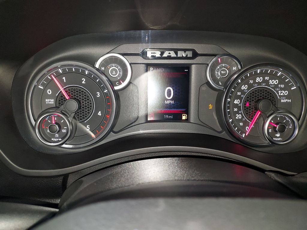 New 2026 RAM 2500 Big Horn AWD/4WD image 21