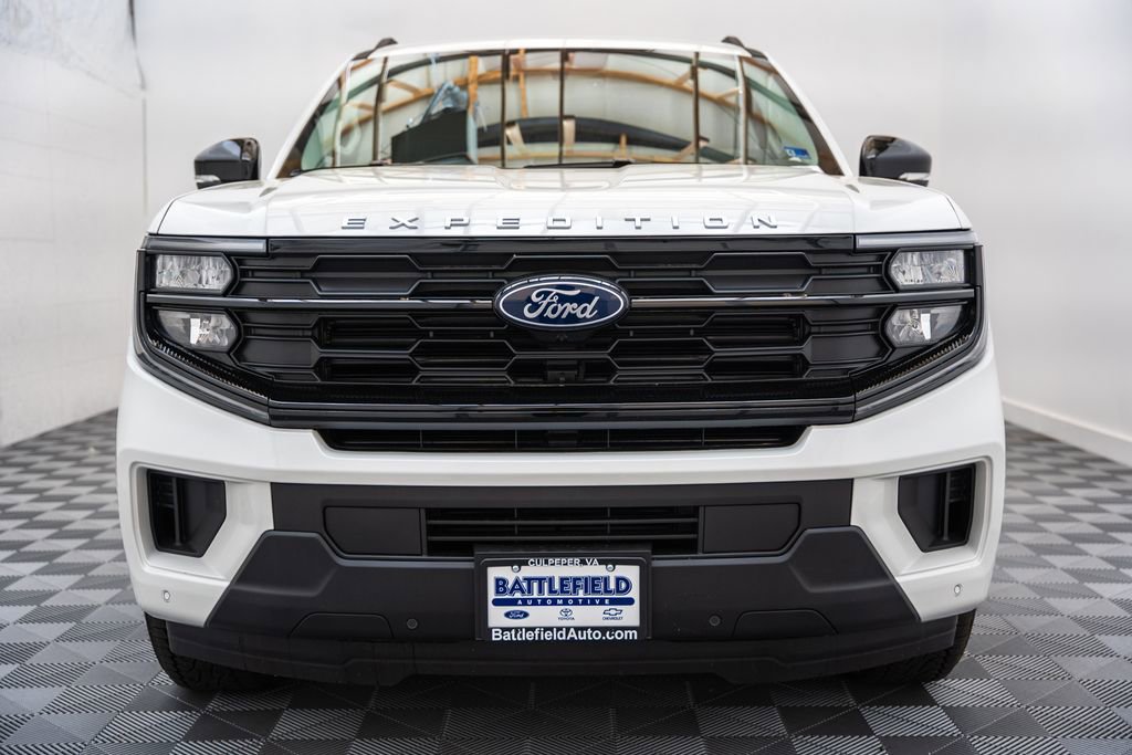 New 2026 Ford Expedition Max Active AWD/4WD image 2