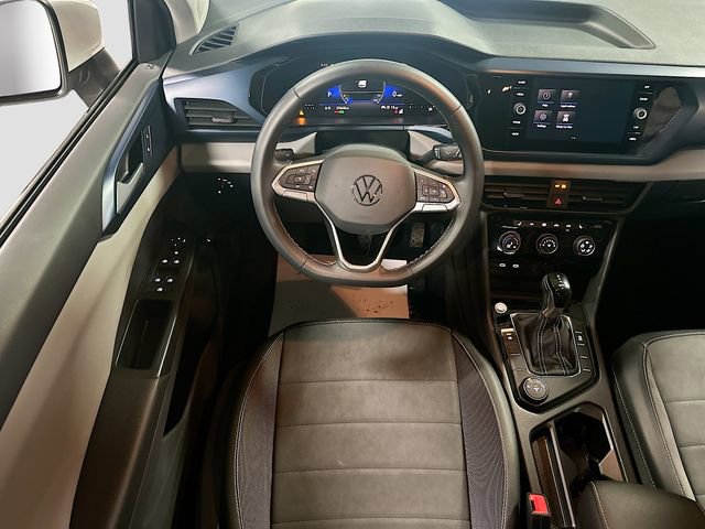 Used 2023 Volkswagen Taos SE image 22