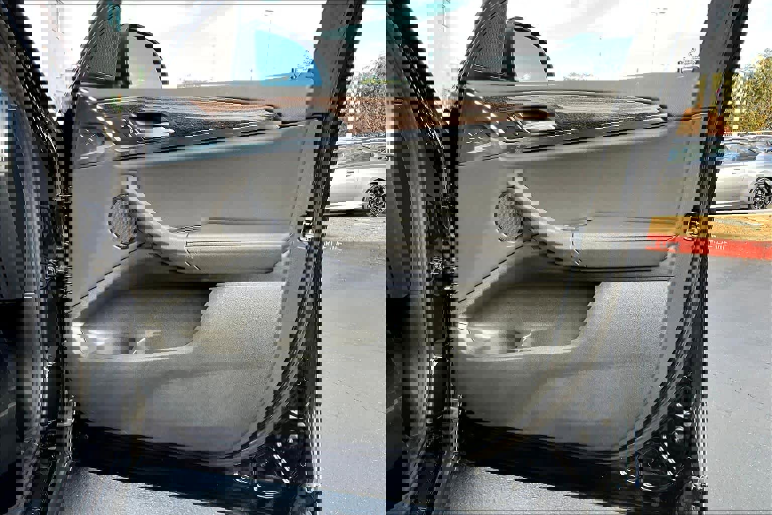 Used 2023 BMW X3 xDrive30i w/ Premium Package w/ZPA image 27