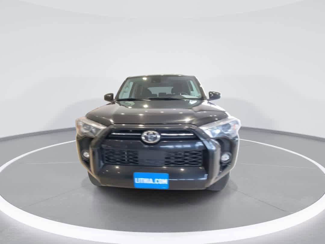 Used 2024 Toyota 4Runner SR5 AWD/4WD image 4