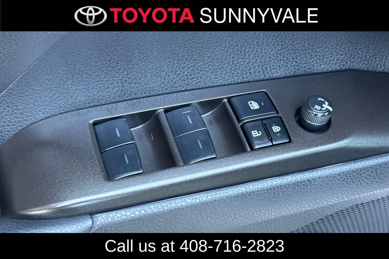 Used 2023 Toyota Camry SE FWD image 17