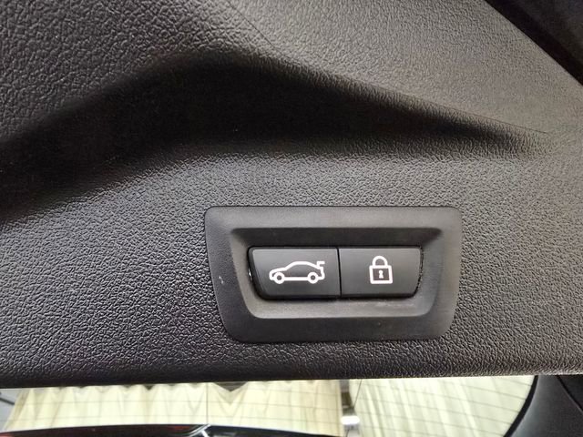 Used 2022 BMW X5 xDrive40i w/ M Sport Package image 37