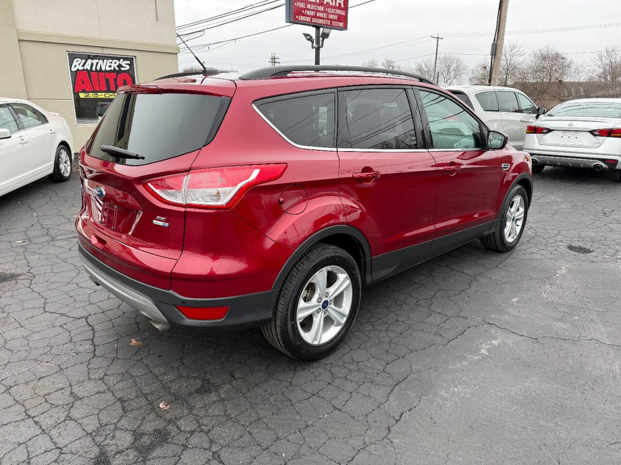 Used 2016 Ford Escape SE w/ Equipment Group 201A AWD/4WD image 6