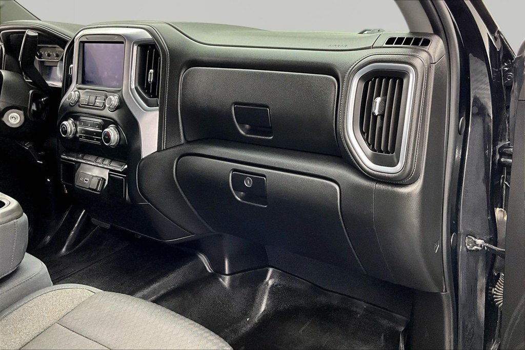 Used 2019 GMC Sierra 1500 SLE w/ X31 Off-Road Package AWD/4WD image 17