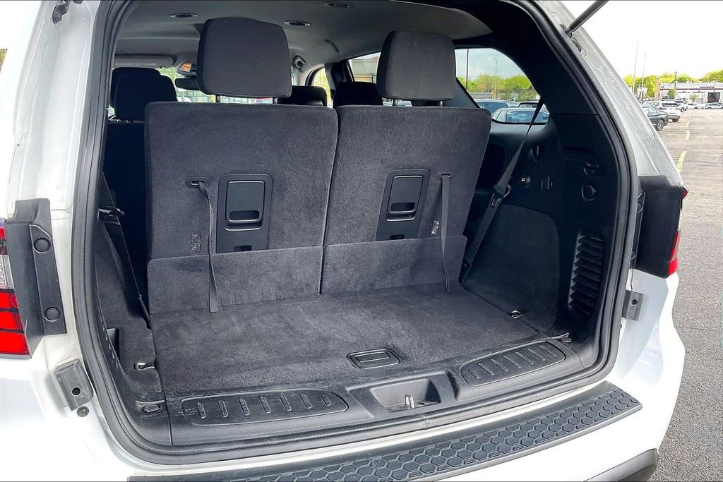 Used 2018 Dodge Durango SXT w/ 3rd Row Seating Group RWD image 32