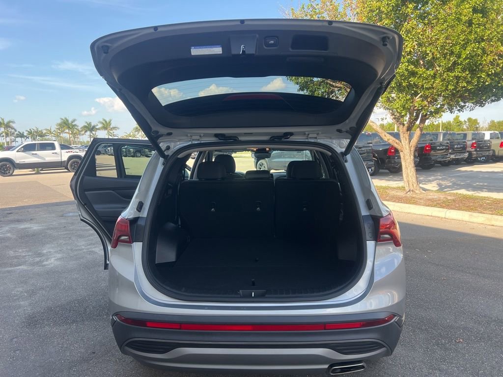 Used 2023 Hyundai Santa Fe SEL image 35