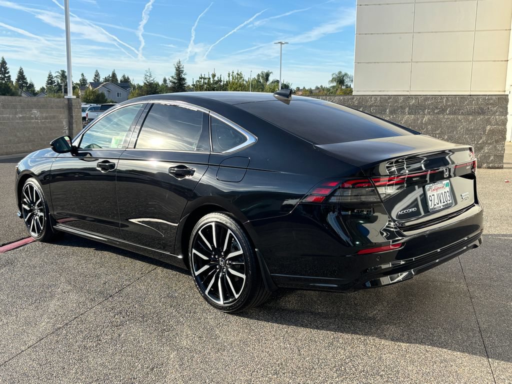 Used 2026 Honda Accord Touring image 7