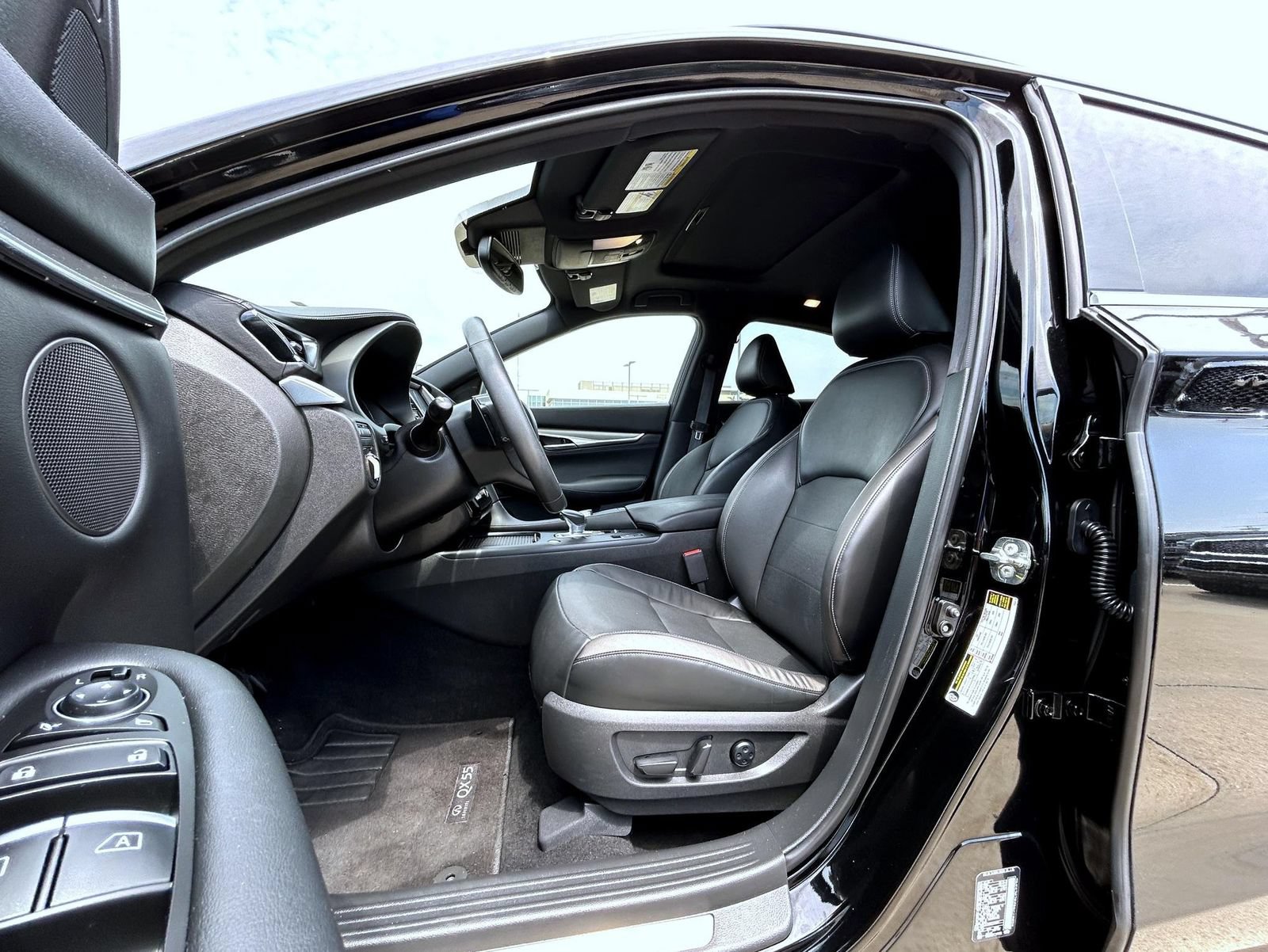 Certified 2023 INFINITI QX55 Luxe w/ Cargo Package AWD/4WD image 10