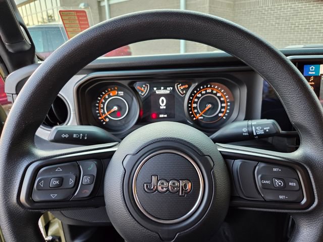 Used 2026 Jeep Wrangler Sport AWD/4WD image 22