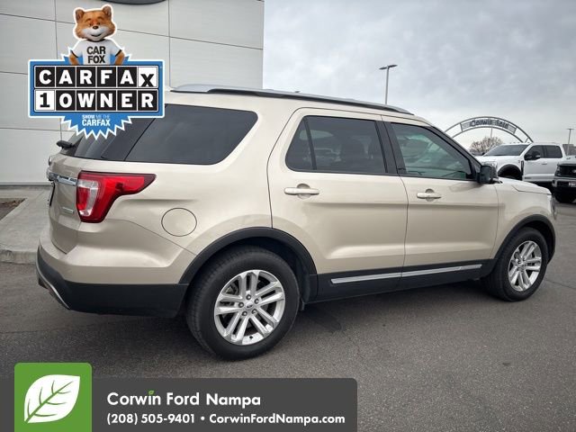 Used 2017 Ford Explorer XLT w/ Equipment Group 201A image 7