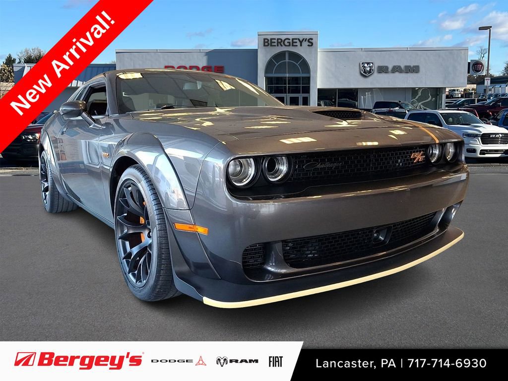 Used 2022 Dodge Challenger R/T Scat Pack image 1