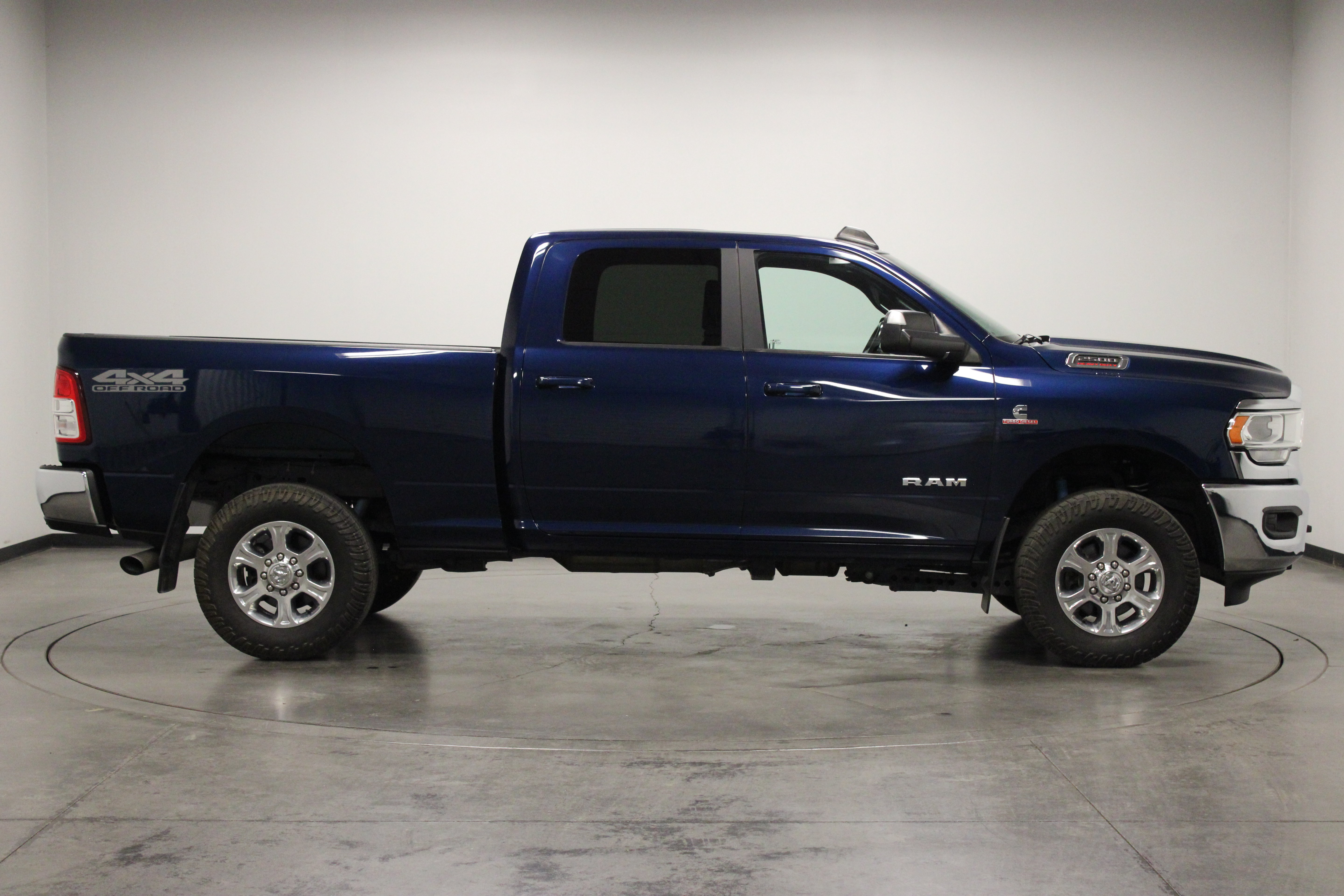 Used 2022 RAM 2500 Big Horn w/ Level A Equipment Group AWD/4WD image 9