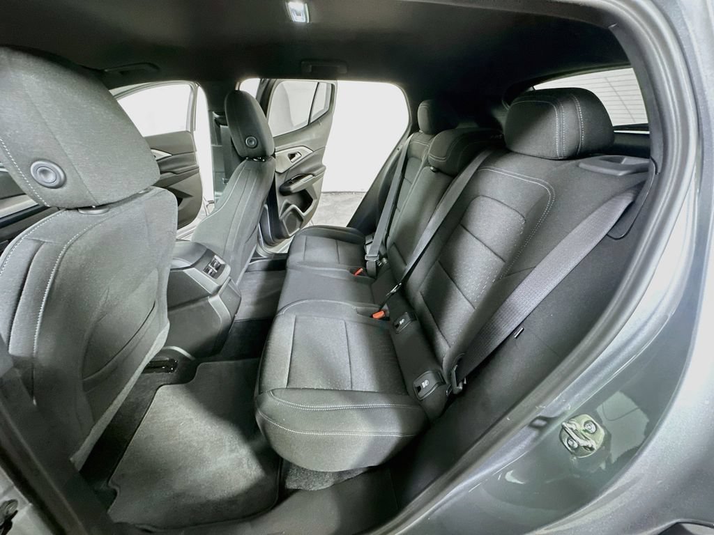 Used 2025 Chevrolet Equinox EV LT FWD image 14
