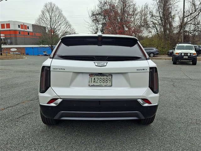 Certified 2025 Cadillac Optiq Luxury 2 w/ LPO, Floor Liner Package image 5