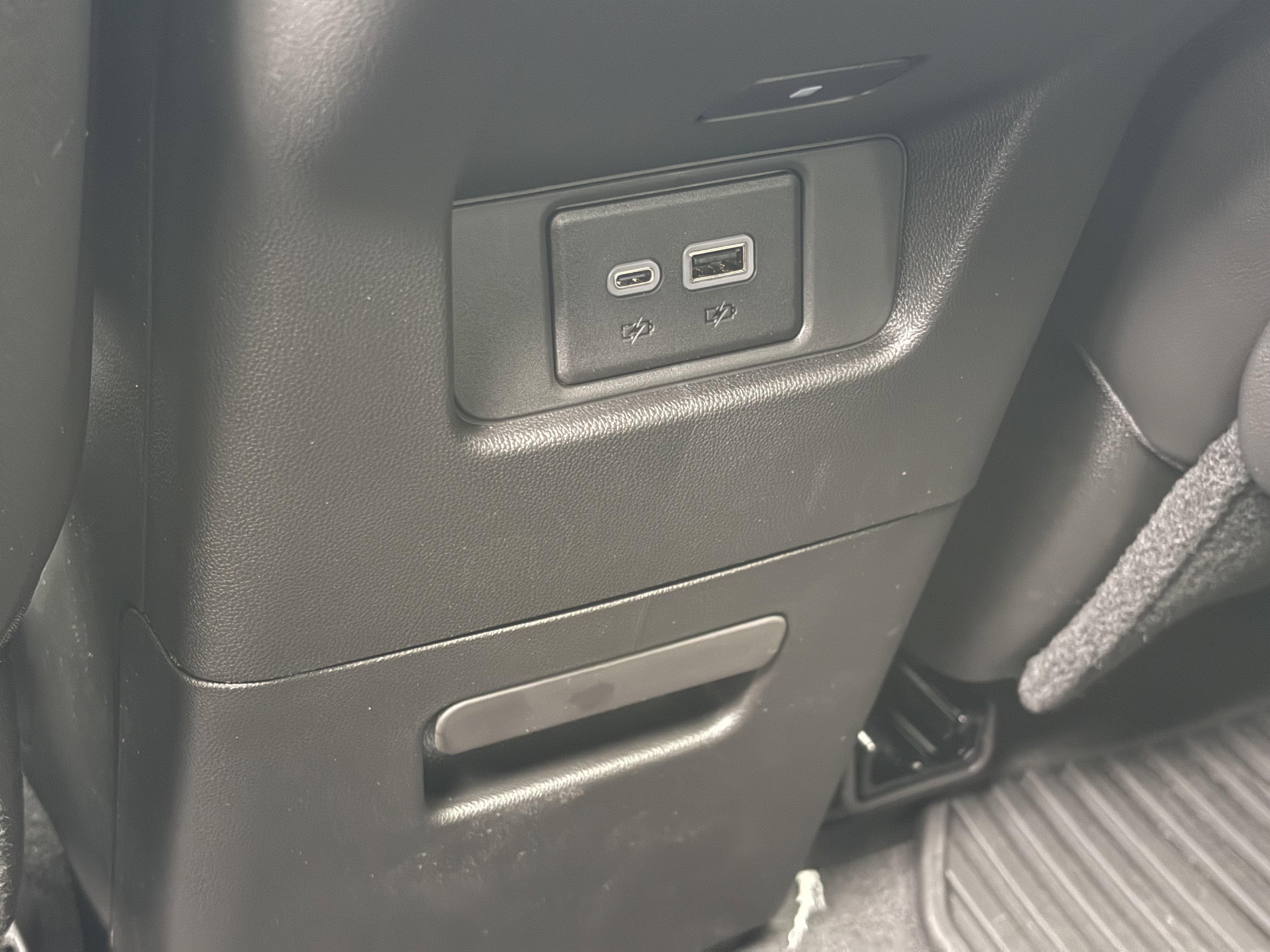 New 2025 Cadillac XT6 Sport w/ Technology Package image 15