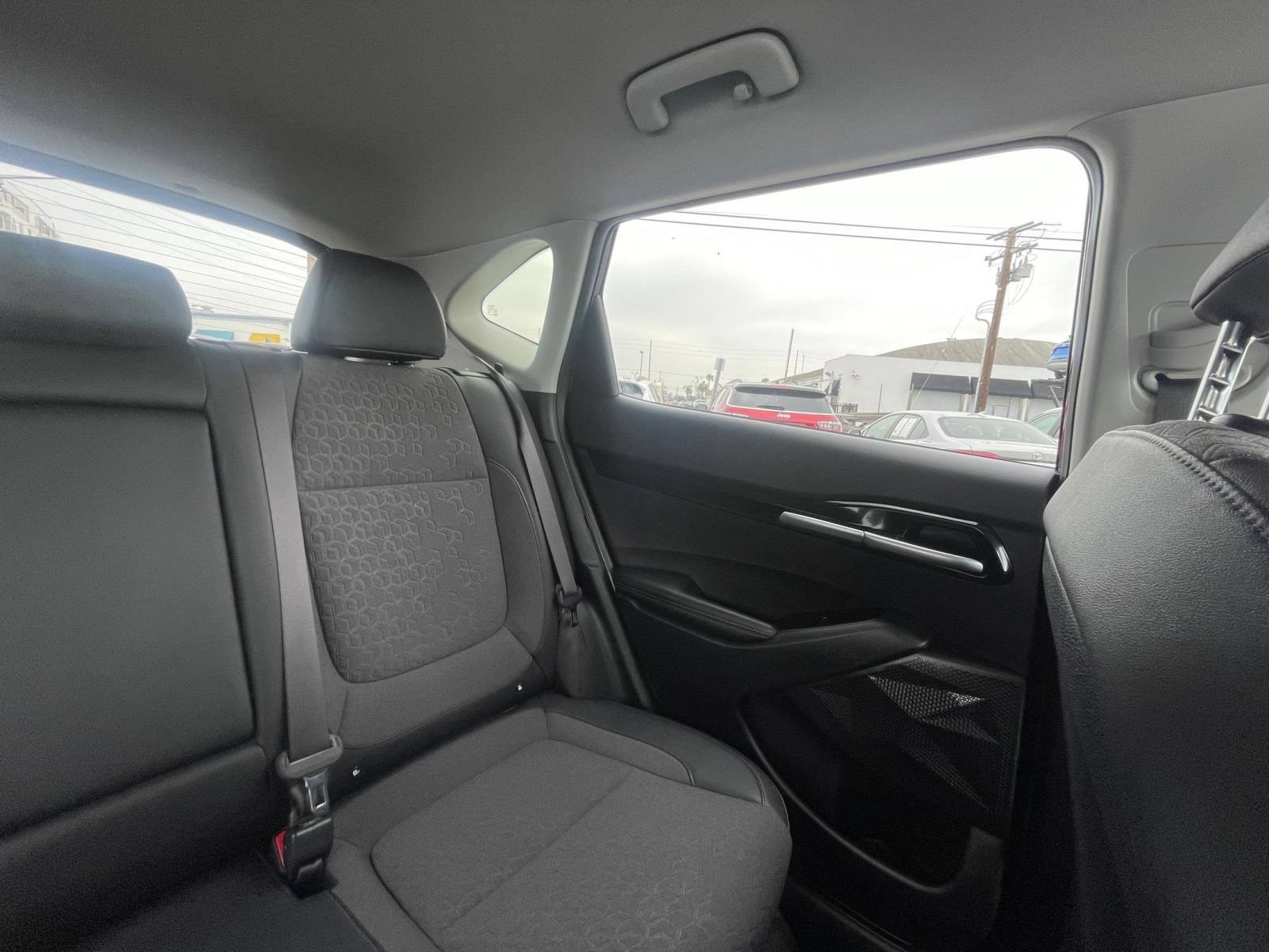 Used 2025 Kia Seltos S FWD image 39