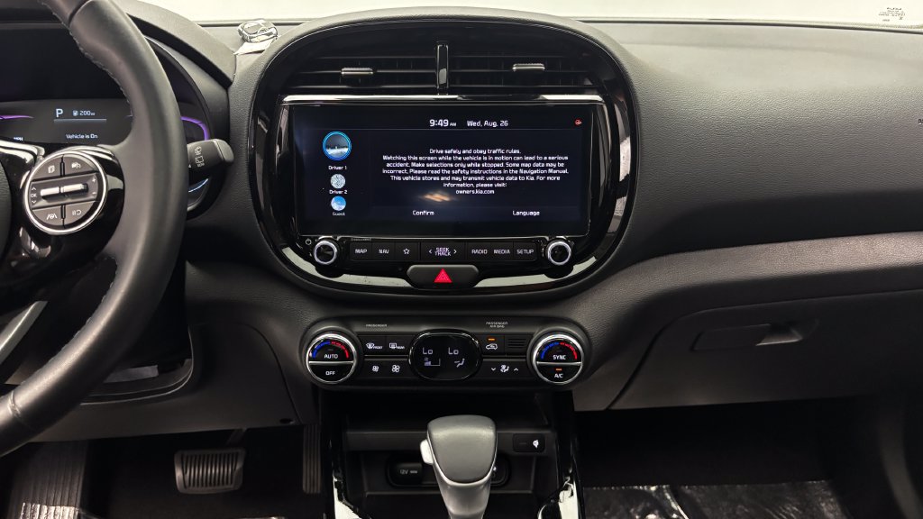 Used 2025 Kia Soul EX FWD image 17