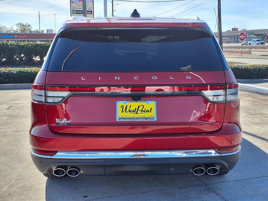 Used 2025 Lincoln Aviator 2WD image 5