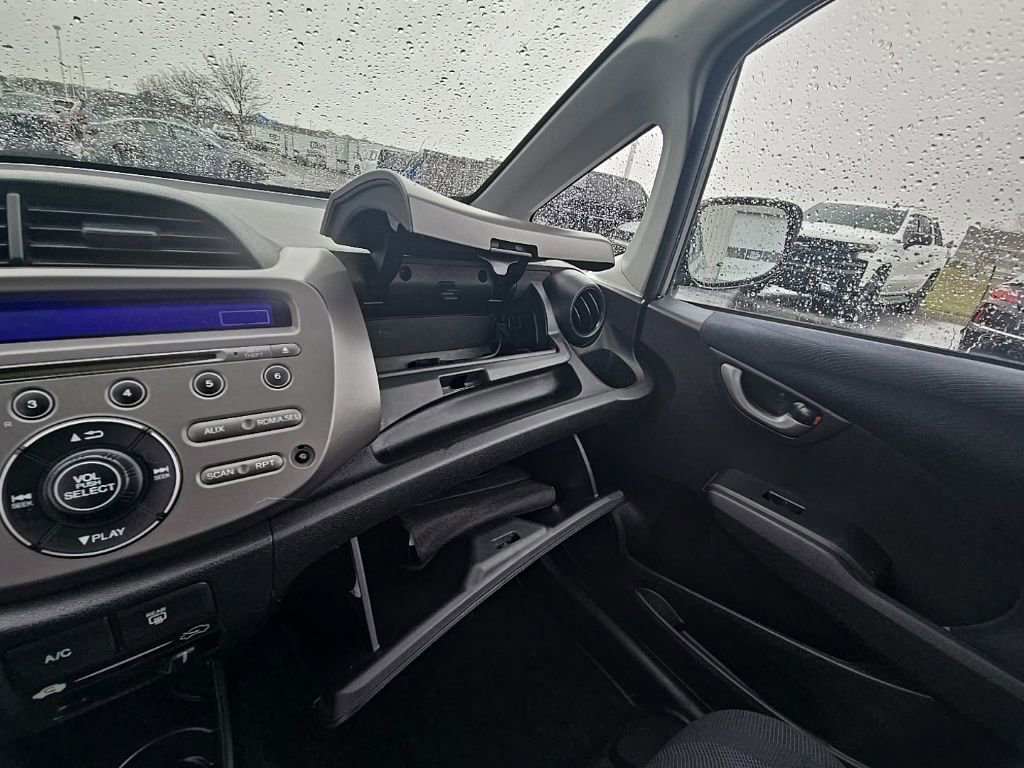 Used 2010 Honda Fit Sport image 18
