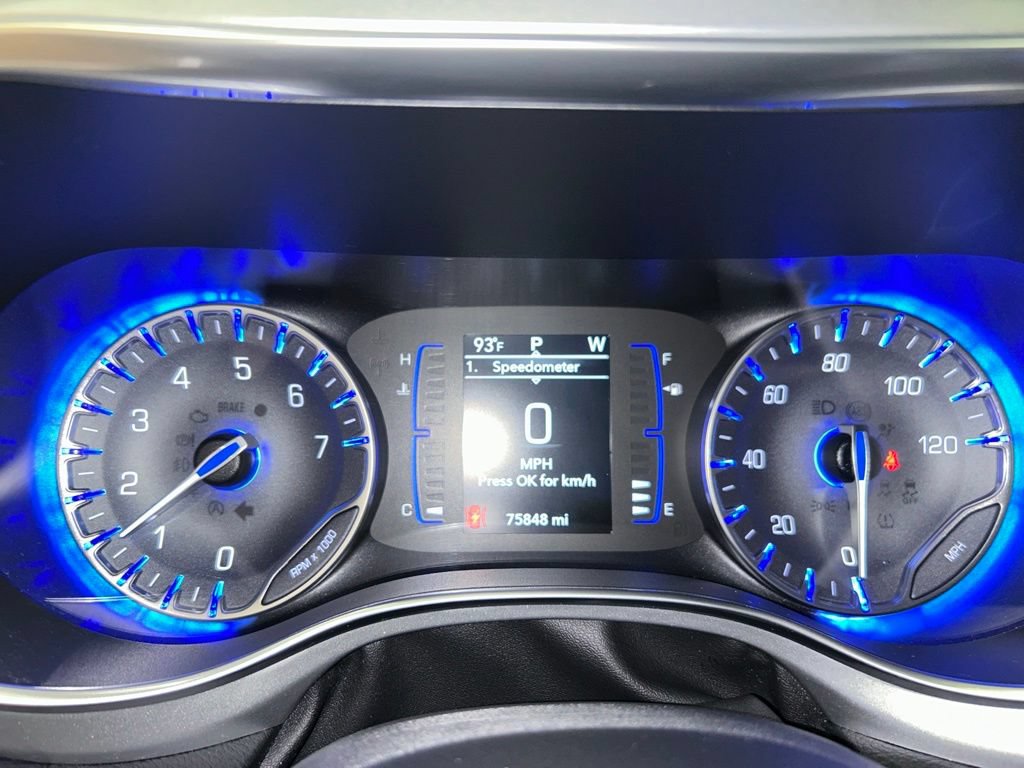 Used 2019 Chrysler Pacifica Touring Plus w/ S Appearance Package FWD image 20