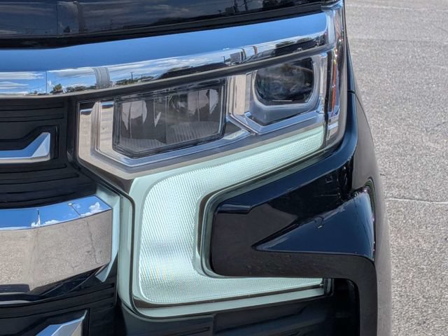 Used 2024 Chevrolet Silverado 1500 LTZ AWD/4WD image 9