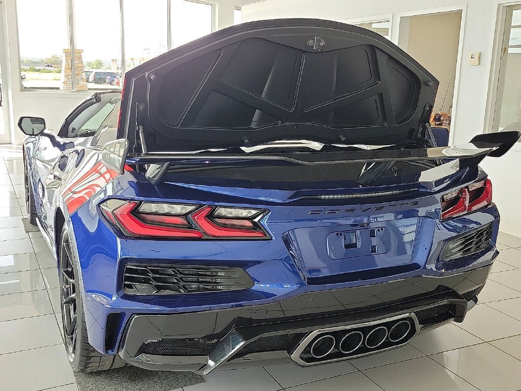 New 2027 Chevrolet Corvette Grand Sport w/ Z52 Sport Performance Package RWD image 9