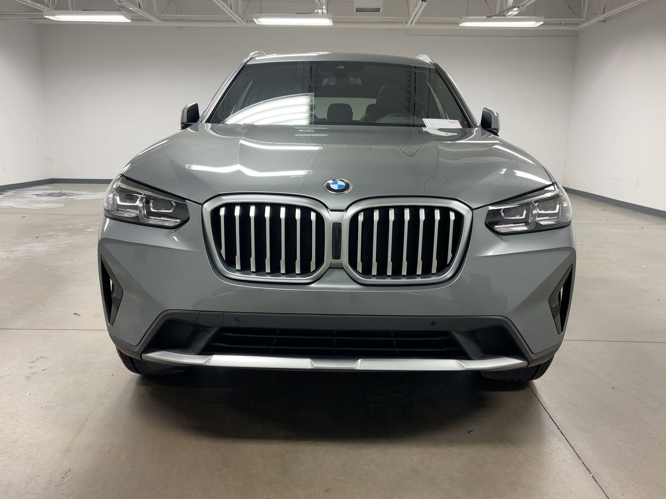 Used 2024 BMW X3 sDrive30i image 5