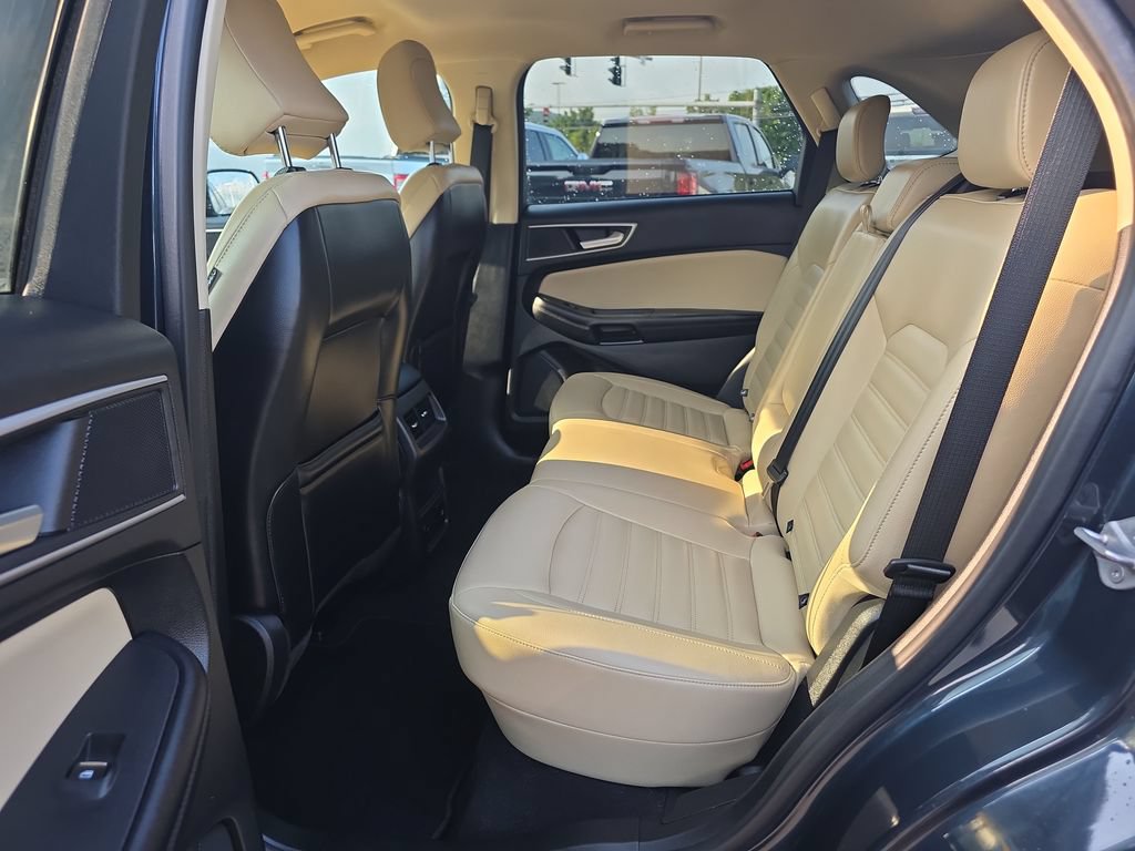Used 2023 Ford Edge SEL w/ Convenience Package AWD/4WD image 16