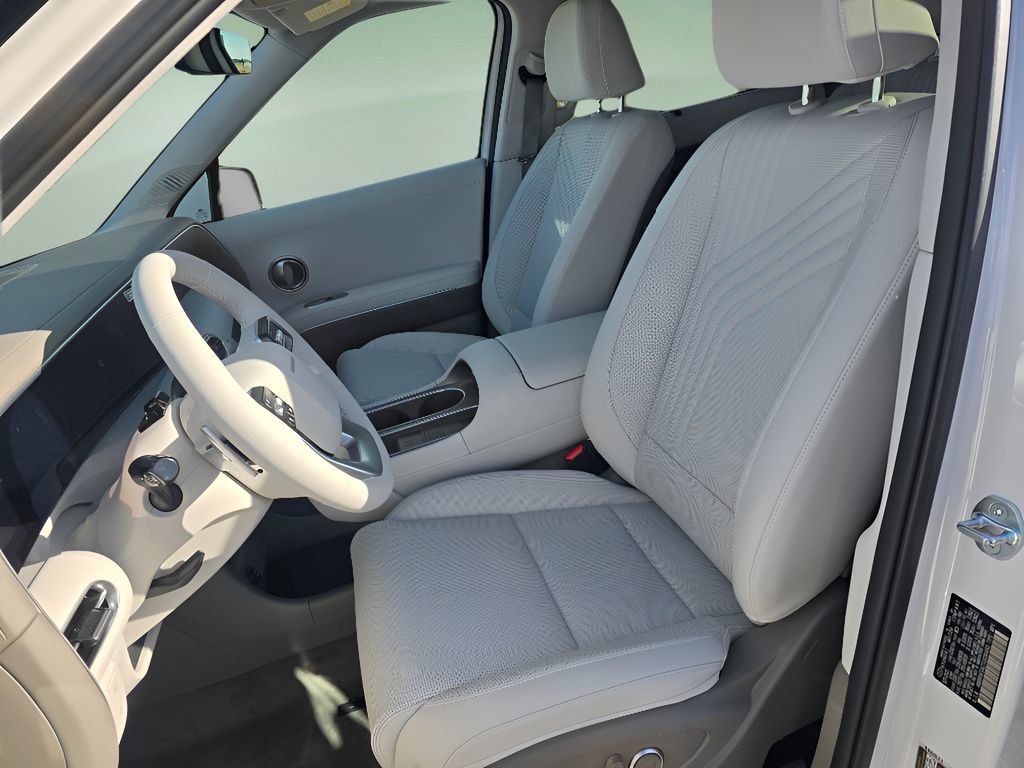 Used 2026 Hyundai Palisade SEL AWD/4WD image 14