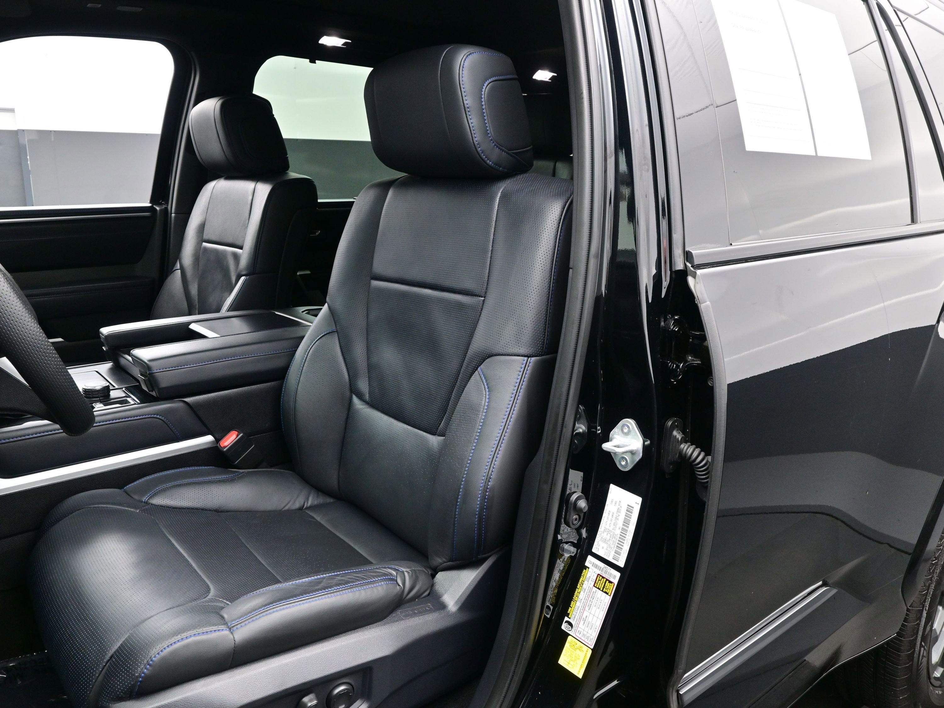 Used 2025 Toyota Sequoia Platinum image 13