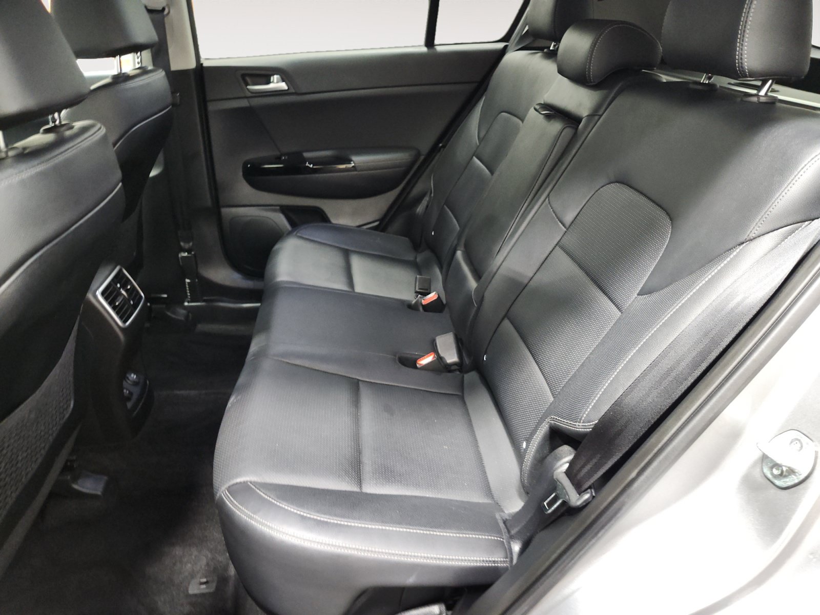 Used 2020 Kia Sportage EX w/ Option Group 15 FWD image 13