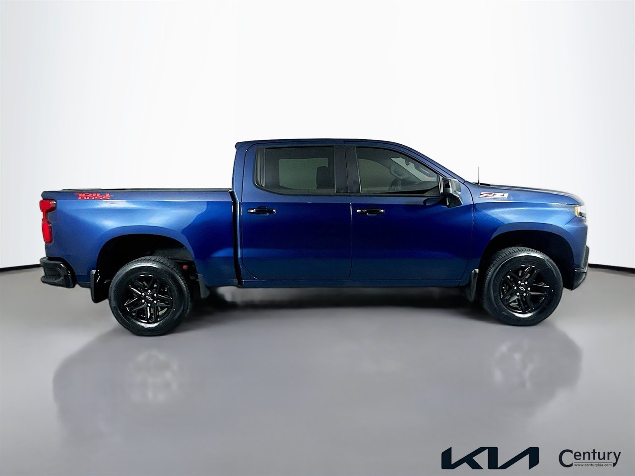 Used 2021 Chevrolet Silverado 1500 LT Trail Boss w/ Convenience Package II AWD/4WD image 4