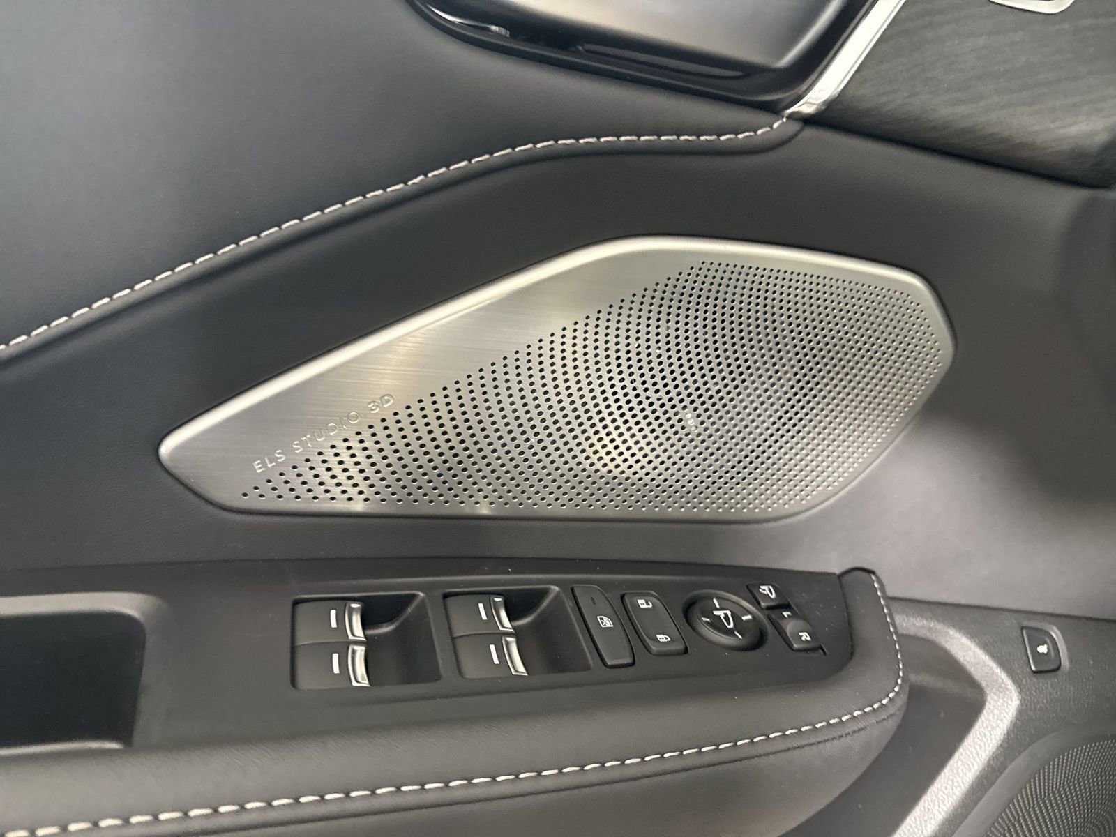 New 2026 Acura RDX SH-AWD w/ Advance Package image 23