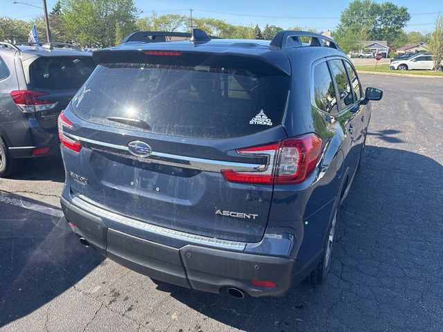 Used 2023 Subaru Ascent Premium w/ Convenience Package AWD/4WD image 3