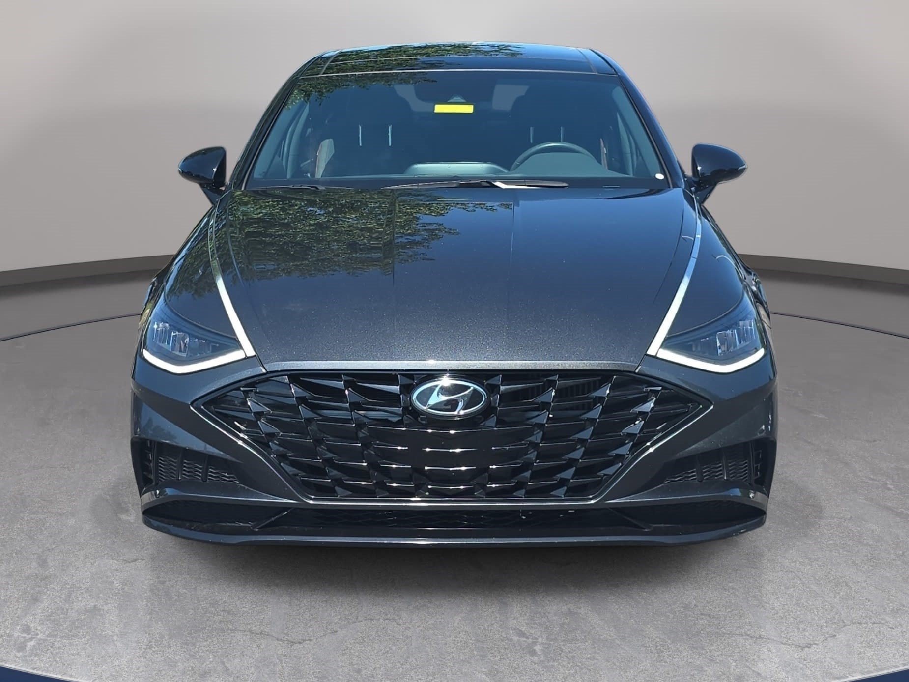 Used 2022 Hyundai Sonata SEL Plus FWD image 2